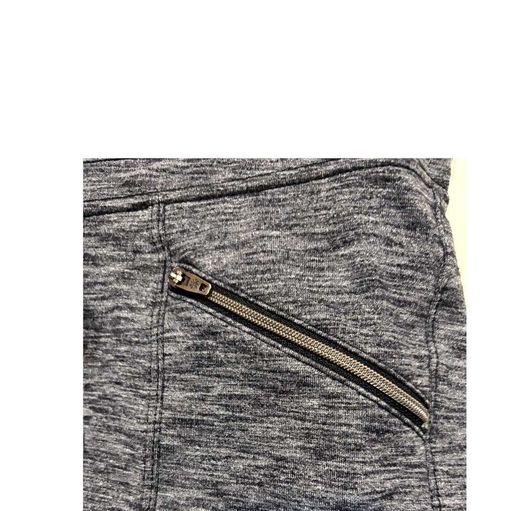 Athleta Womens Heathered Gray Athletic Shorts Supplex Spandex Large Zip Pocket - Picture 3 of 7